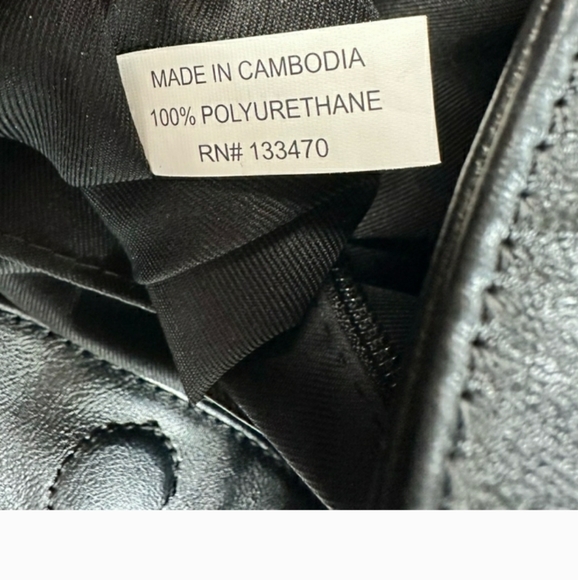 Frye and Co. Black Vegan Leather Shoulder Bag 13X10 - Picture 10 of 11